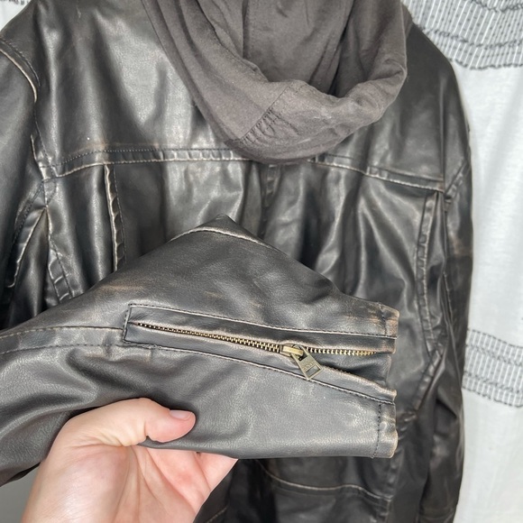 Levi’s Brown Vegan Leather Faux Fur Lined Bomber Jacket Hooded Zip Coat - Picture 15 of 16